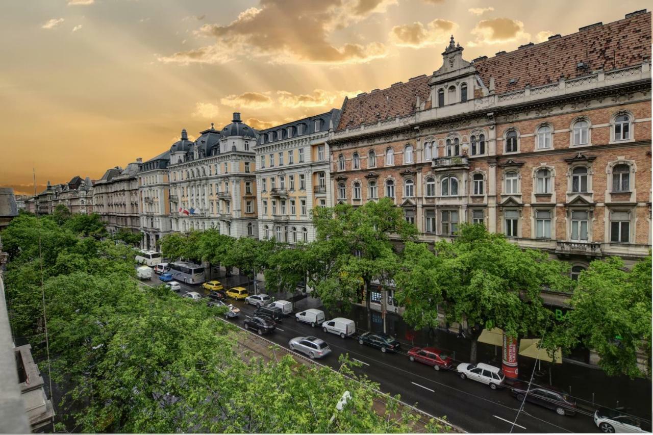 Heart Of Downtown Apartment, Budapest